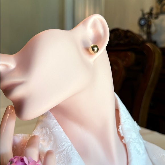 Classic Gold Stud Earrings ⚜️ - Picture 4 of 11